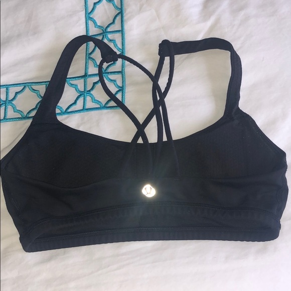 Lululemon free to be sports bra - Picture 2 of 2